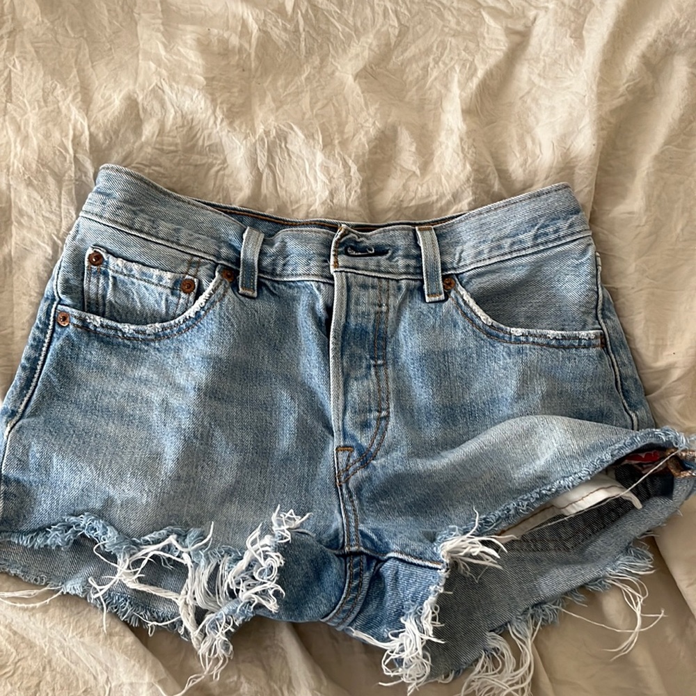 Levi’s denim shorts